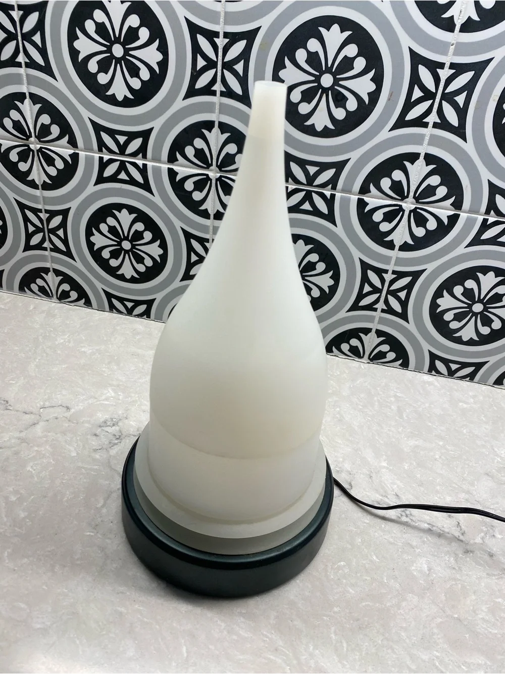 Scentsy Diffuser and Enchant Handmade Mosaic Glass Shade